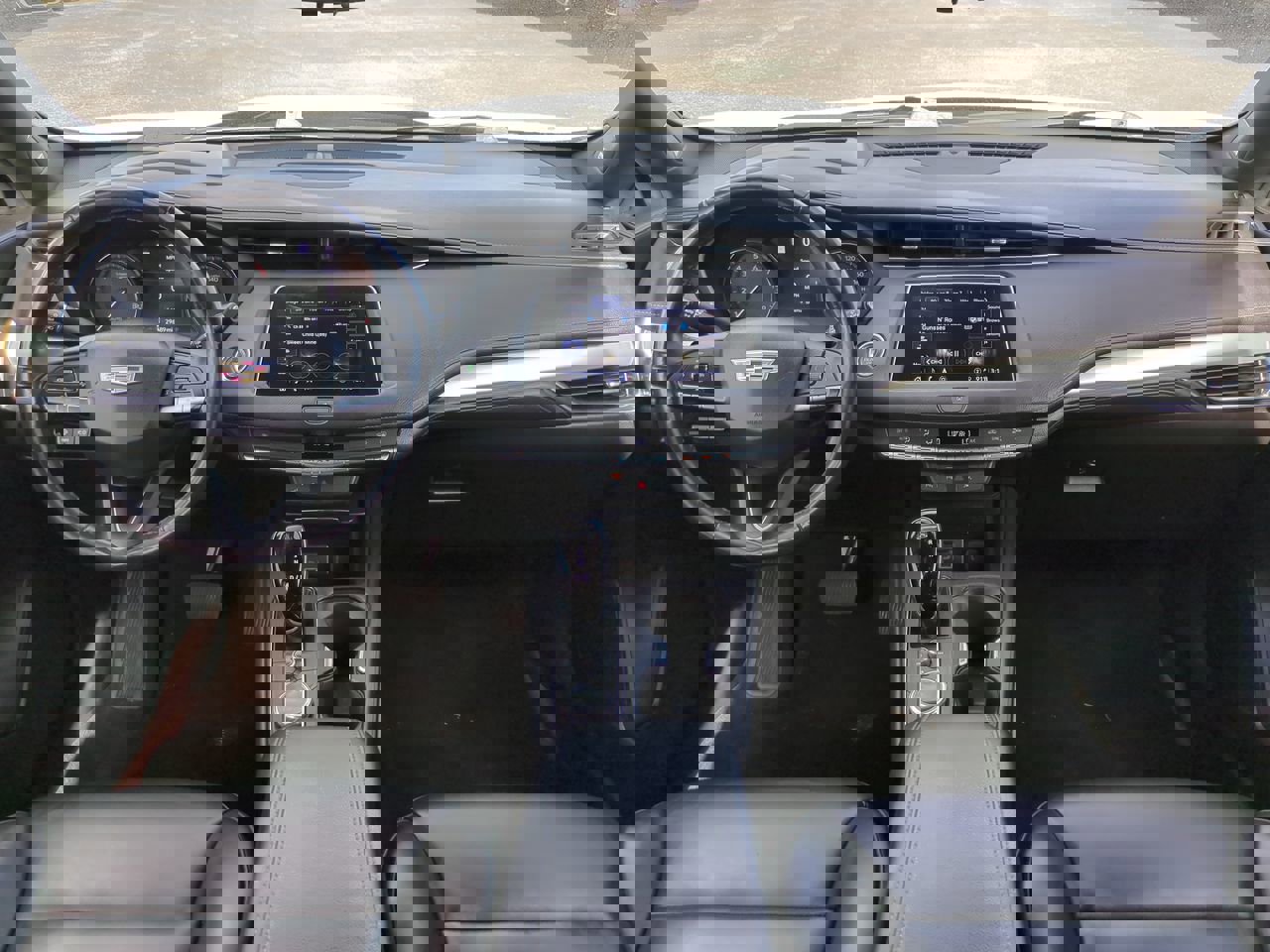 Used 2022 Cadillac XT4 Premium Luxury w/ Technology Package image 12