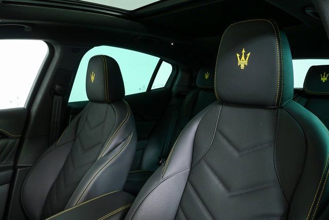 New 2026 Maserati Grecale Modena image 5
