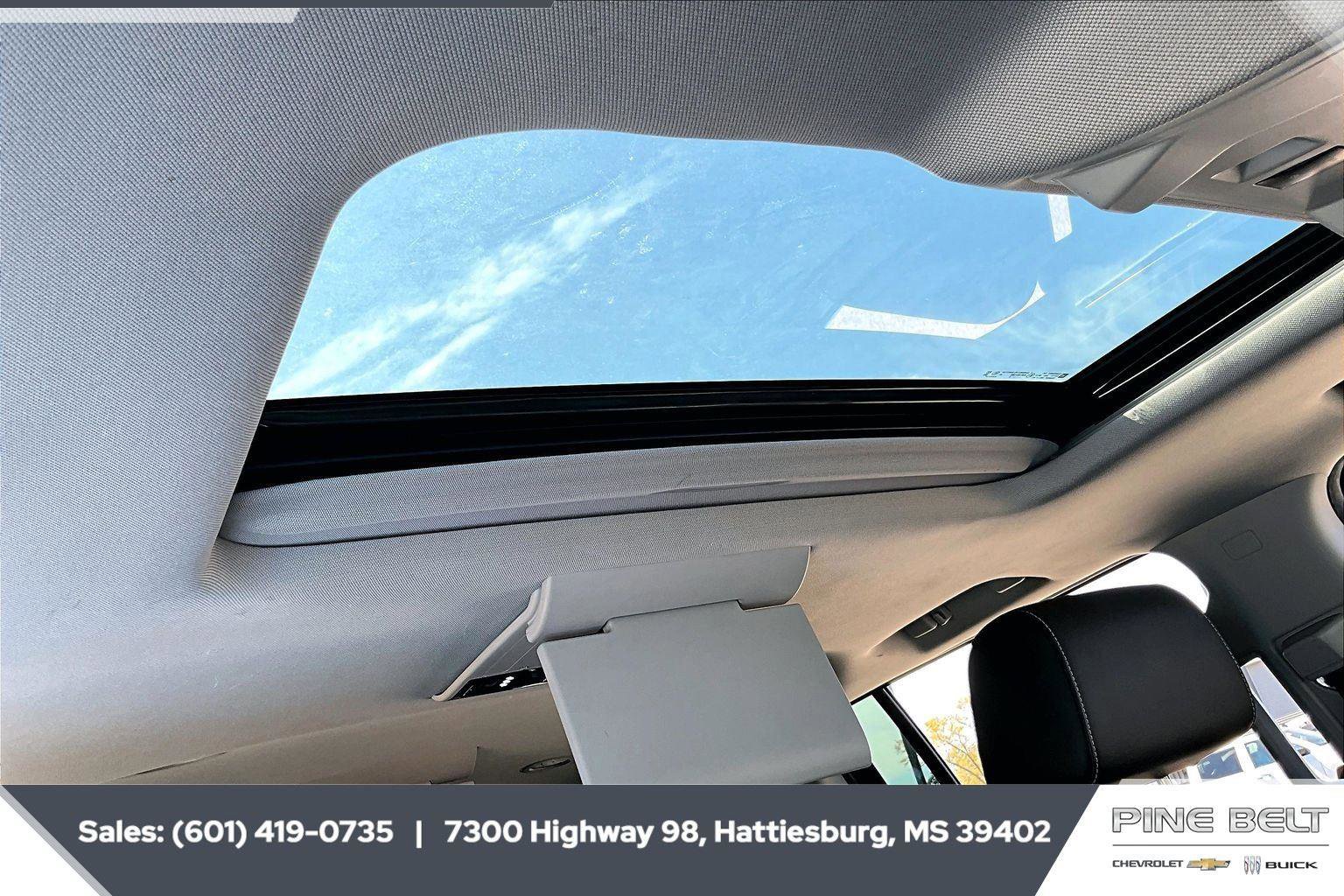 Certified 2020 Chevrolet Suburban Premier AWD/4WD image 16