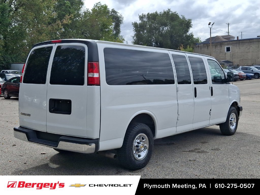 Certified 2024 Chevrolet Express 3500 LT w/ LT Preferred Equipment Group RWD image 8