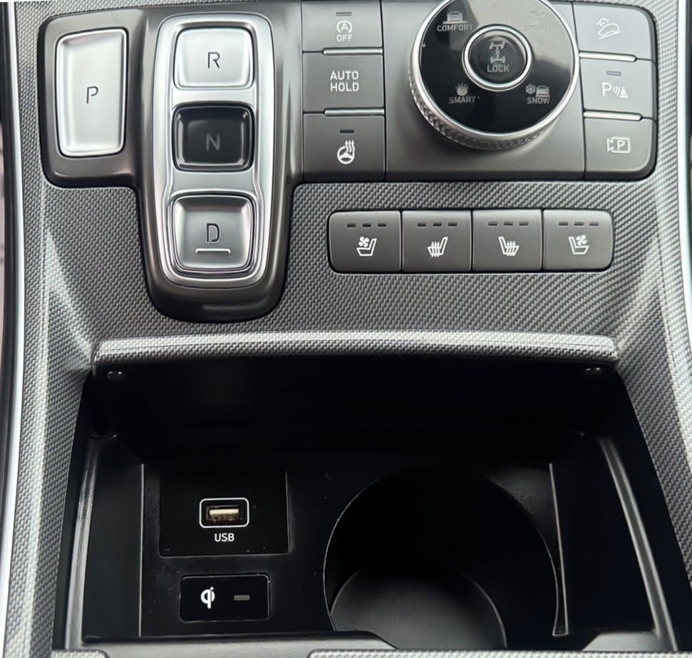 Used 2021 Hyundai Santa Fe Limited w/ Cargo Package image 32