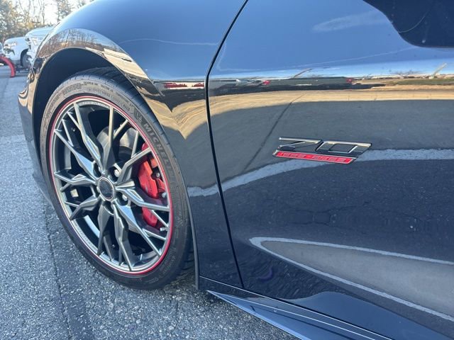 Used 2023 Chevrolet Corvette Stingray Premium Cpe w/ Z51 Performance Package image 4