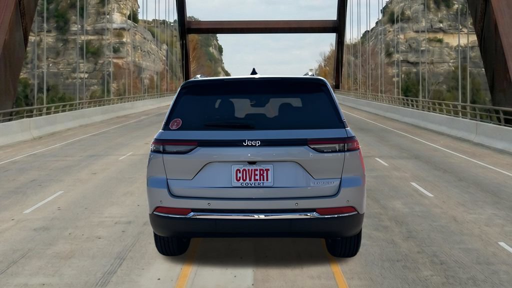 New 2026 Jeep Grand Cherokee Laredo RWD image 9