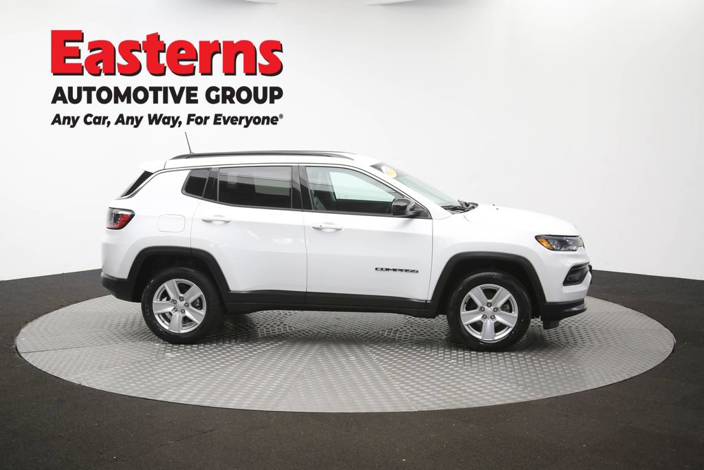 Used 2022 Jeep Compass Latitude w/ Convenience Group AWD/4WD image 45