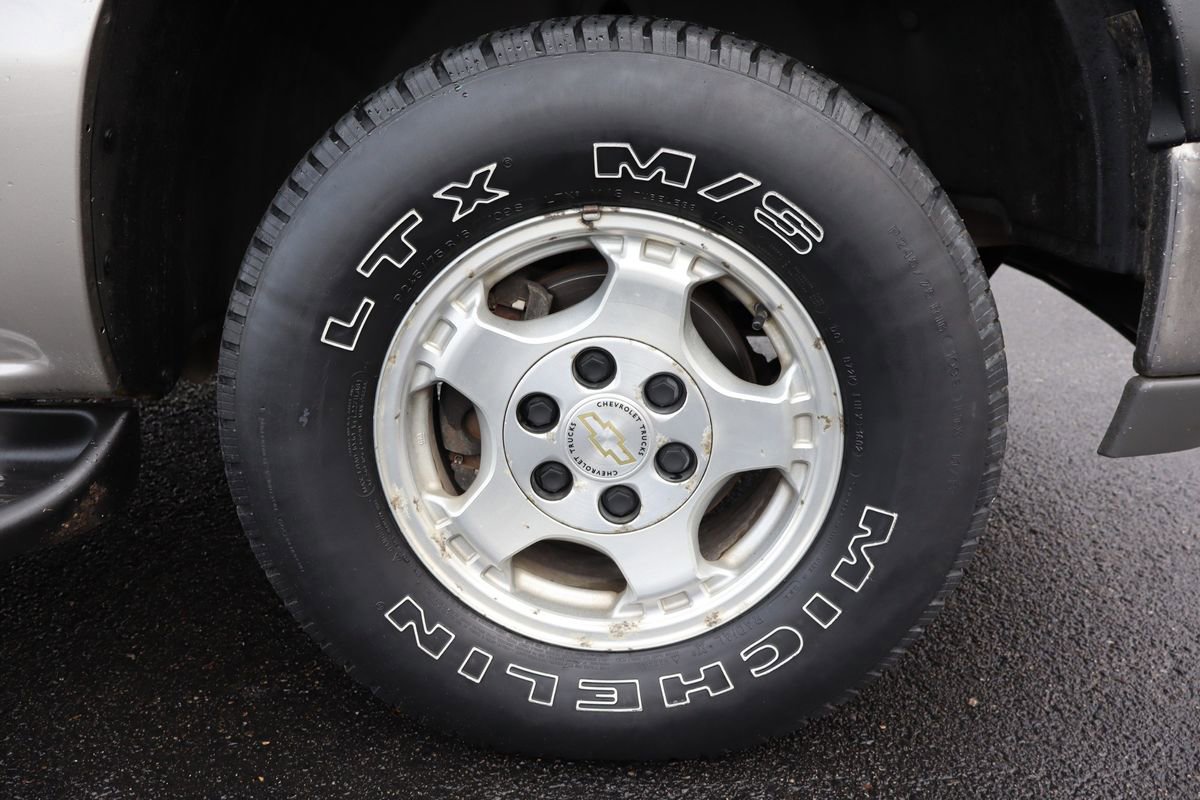 Used 1999 Chevrolet Silverado 1500 LS w/ Firm Ride Suspension Pkg image 34