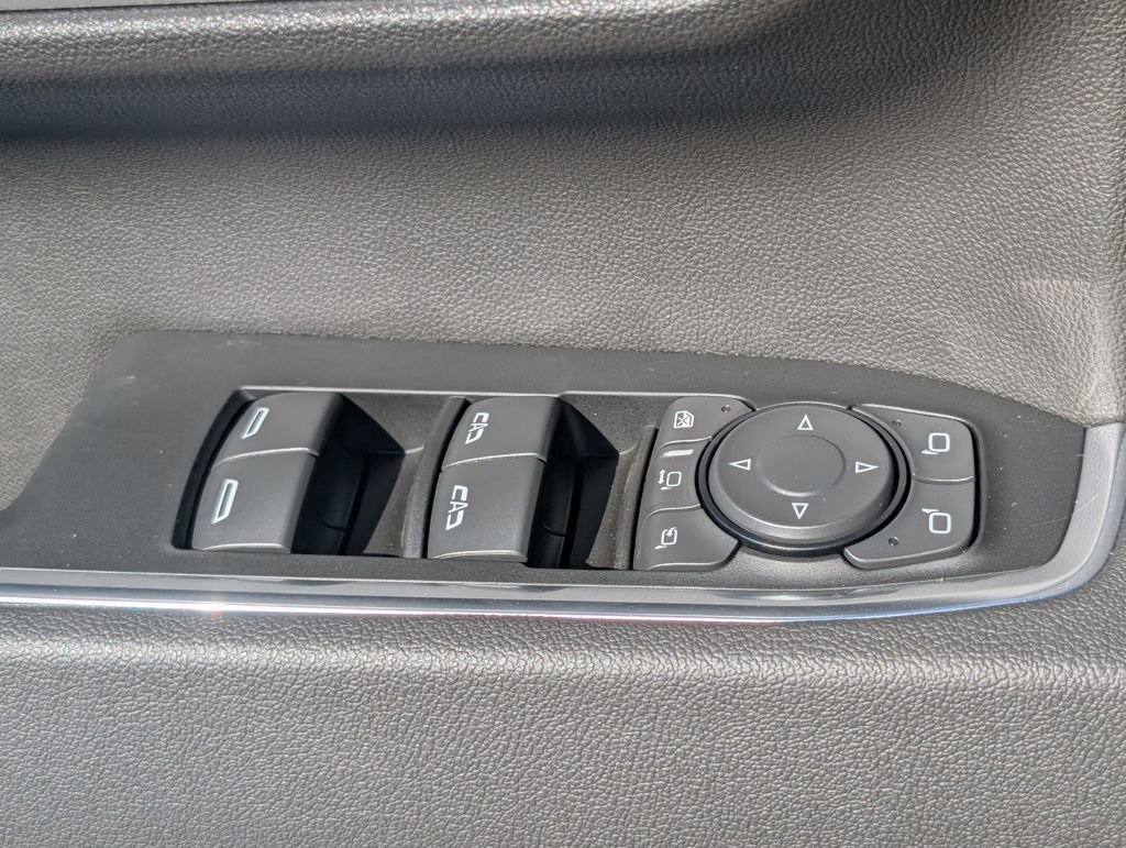 New 2026 GMC Sierra 2500 SLT image 11