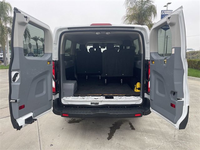 Used 2018 Ford Transit 350 XLT image 24