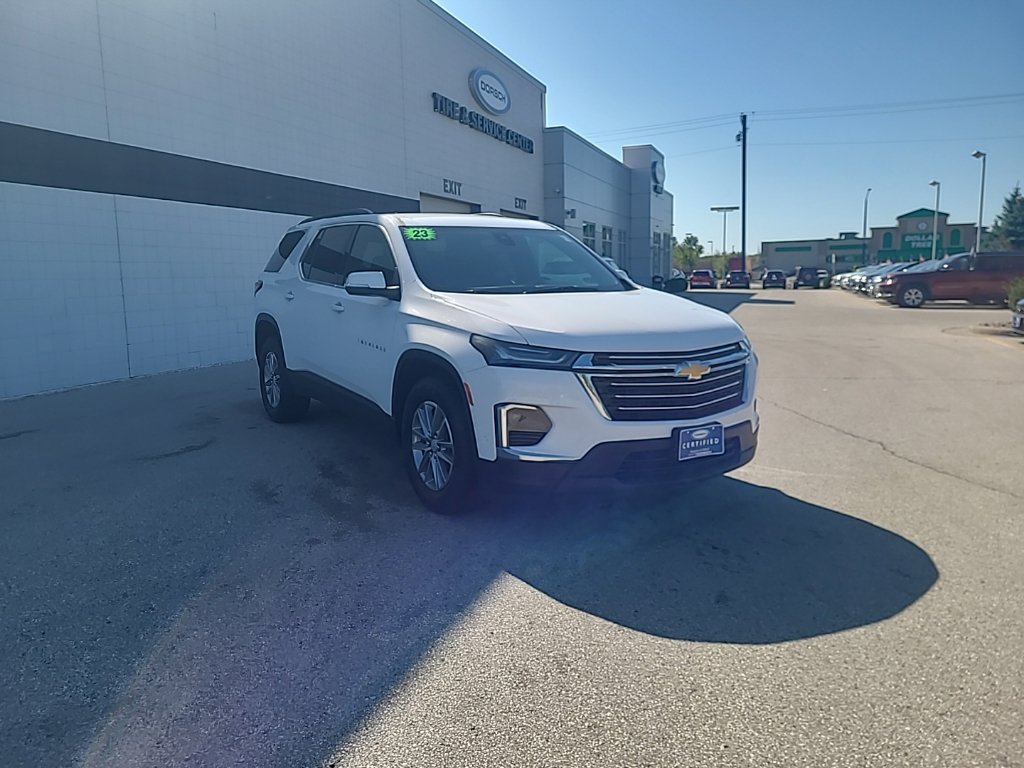 Used 2023 Chevrolet Traverse LT AWD/4WD image 8
