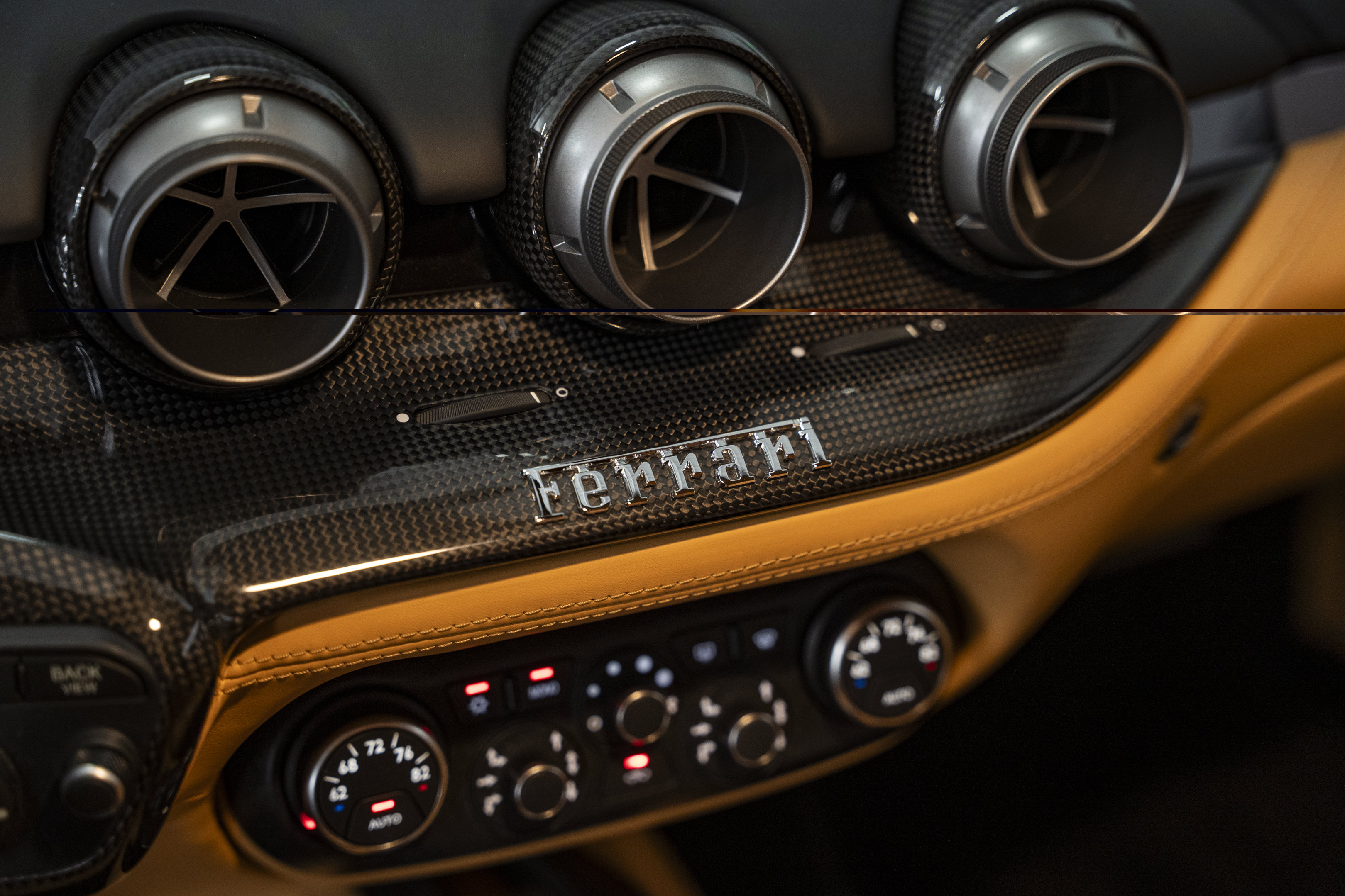 Used 2014 Ferrari F12 Berlinetta RWD image 40