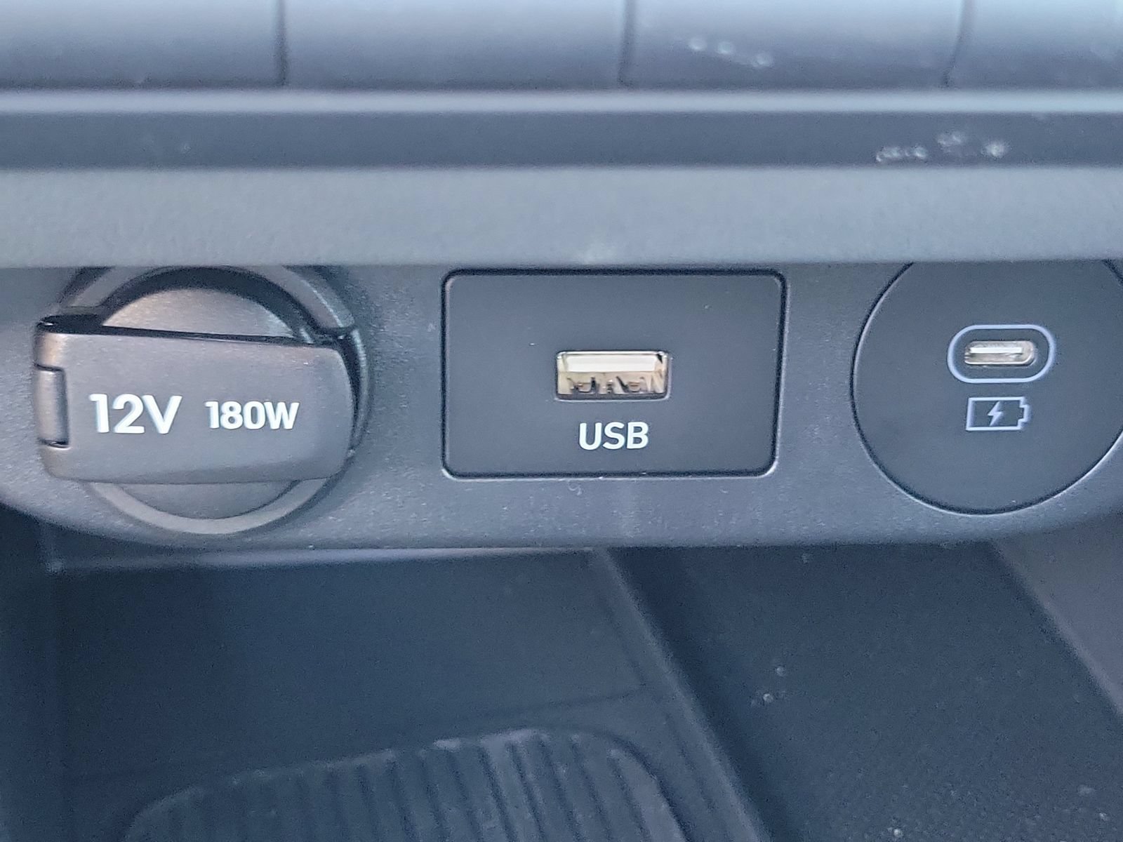 New 2026 Hyundai Elantra SEL FWD image 14