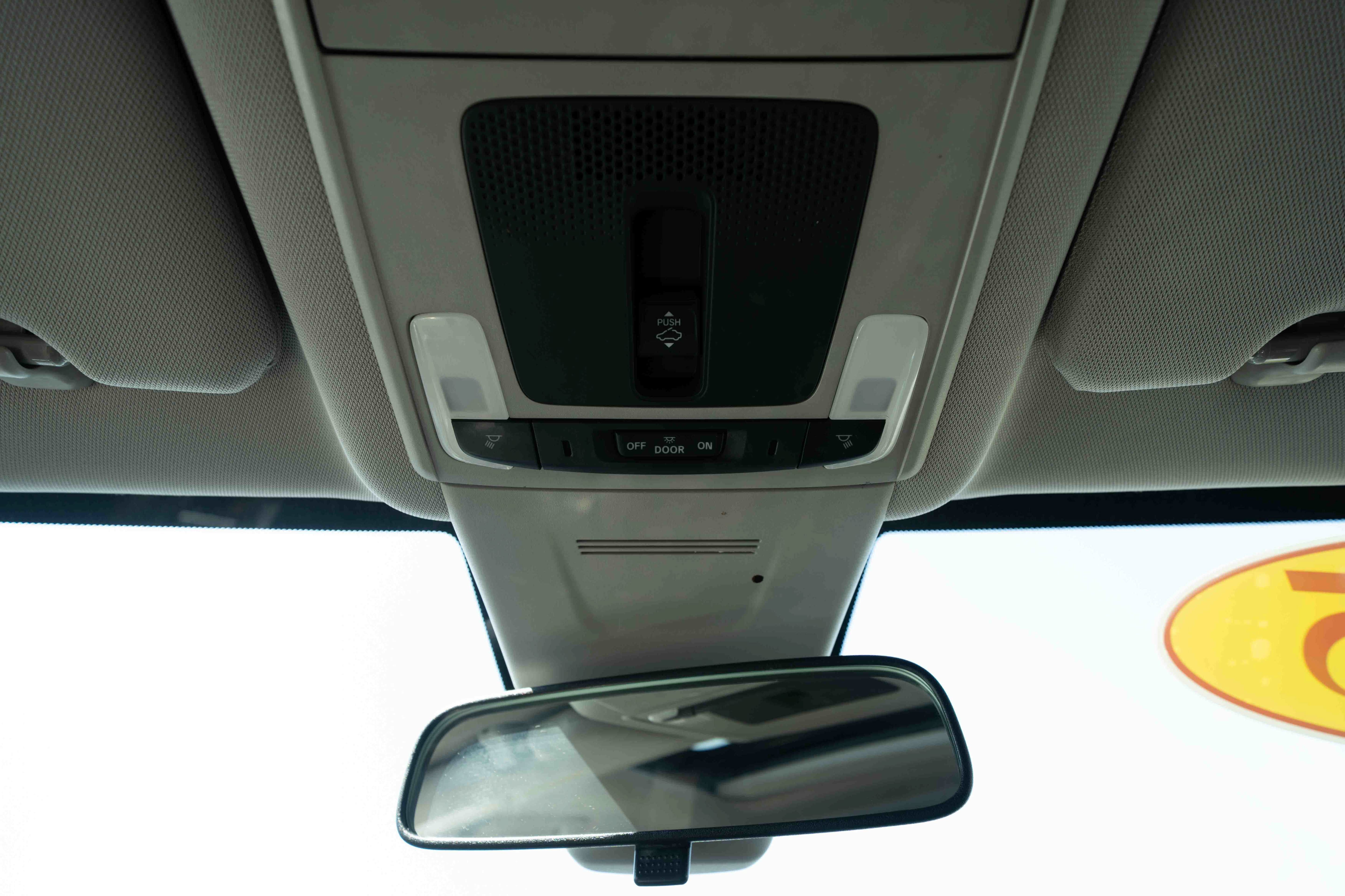 Used 2025 Honda CR-V EX image 18