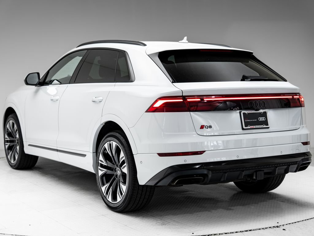 Certified 2025 Audi Q8 Premium Plus w/ Premium Plus Package AWD/4WD image 3