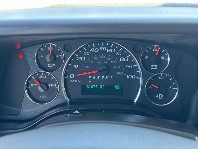 Certified 2024 Chevrolet Express 3500 LT w/ LT Preferred Equipment Group RWD image 6