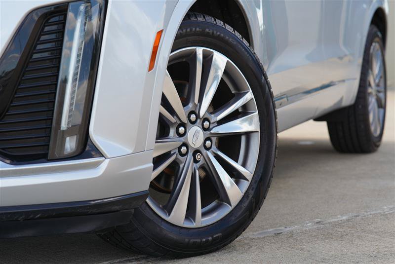 Used 2020 Cadillac XT6 Premium Luxury AWD/4WD image 16