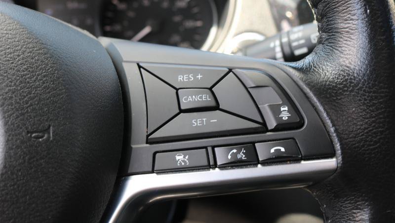Used 2018 Nissan Rogue Sport SL w/ SL Premium Package AWD/4WD image 13