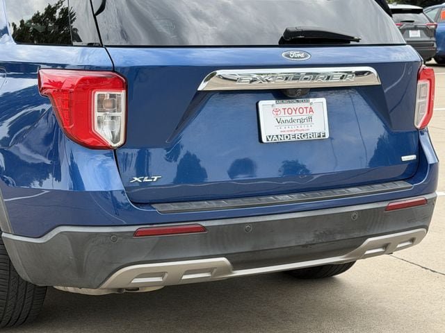 Used 2020 Ford Explorer XLT w/ Equipment Group 202A RWD image 6