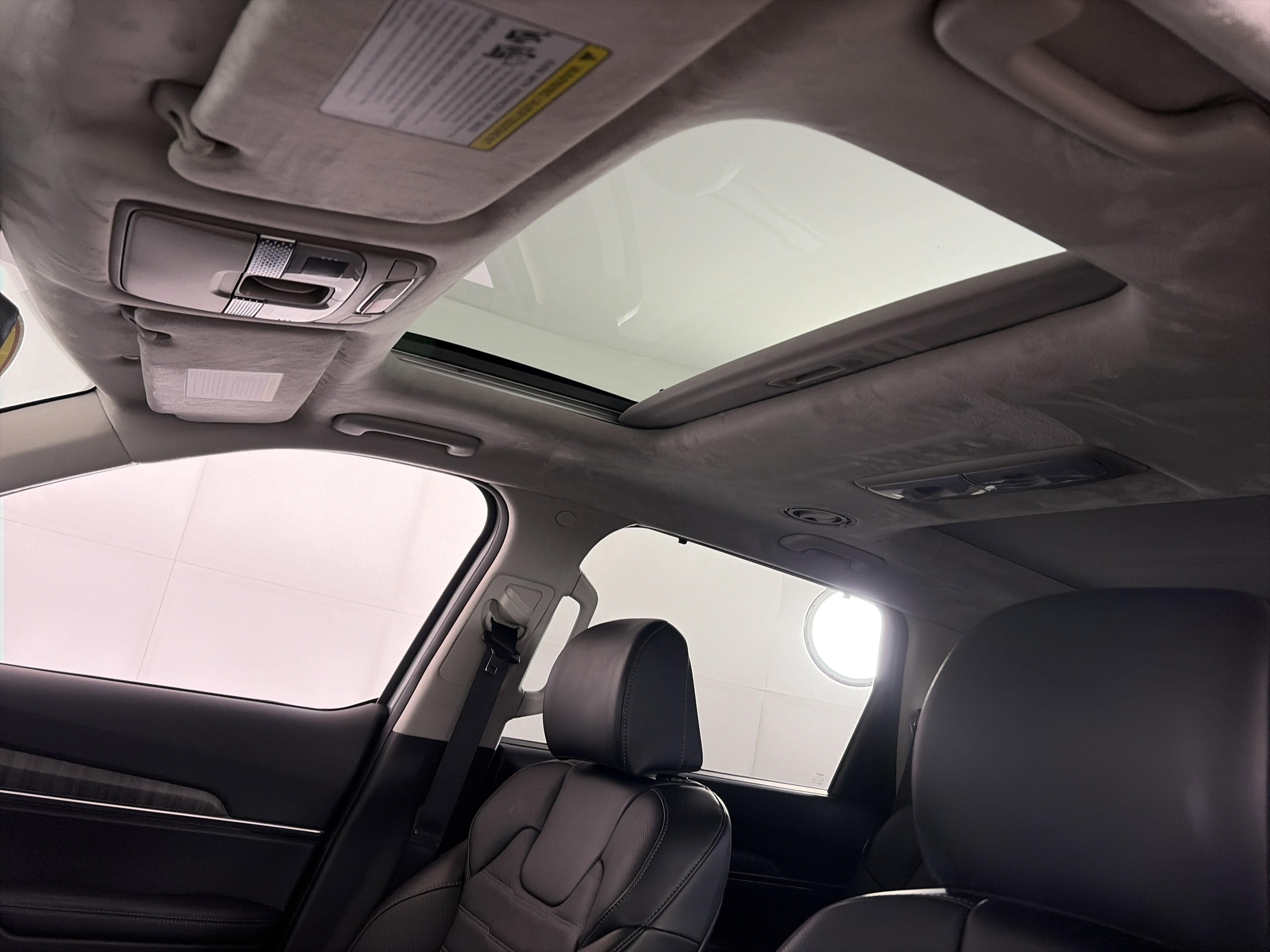 Certified 2024 Kia Telluride SX Prestige image 19