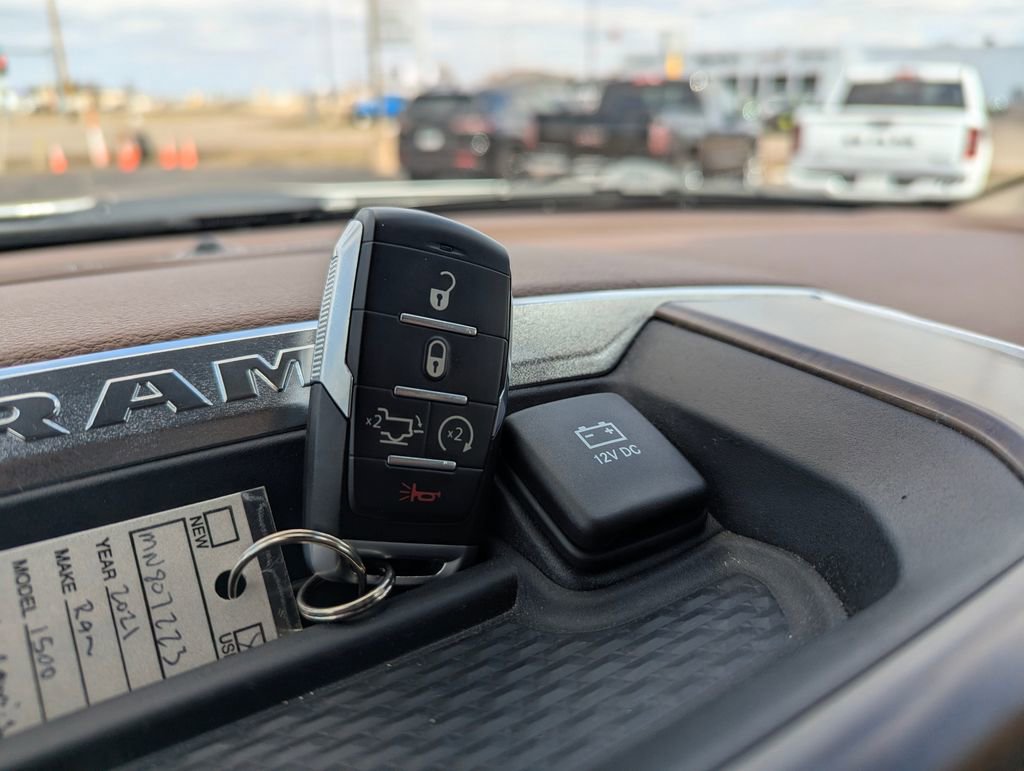 Used 2021 RAM 1500 Laramie image 44