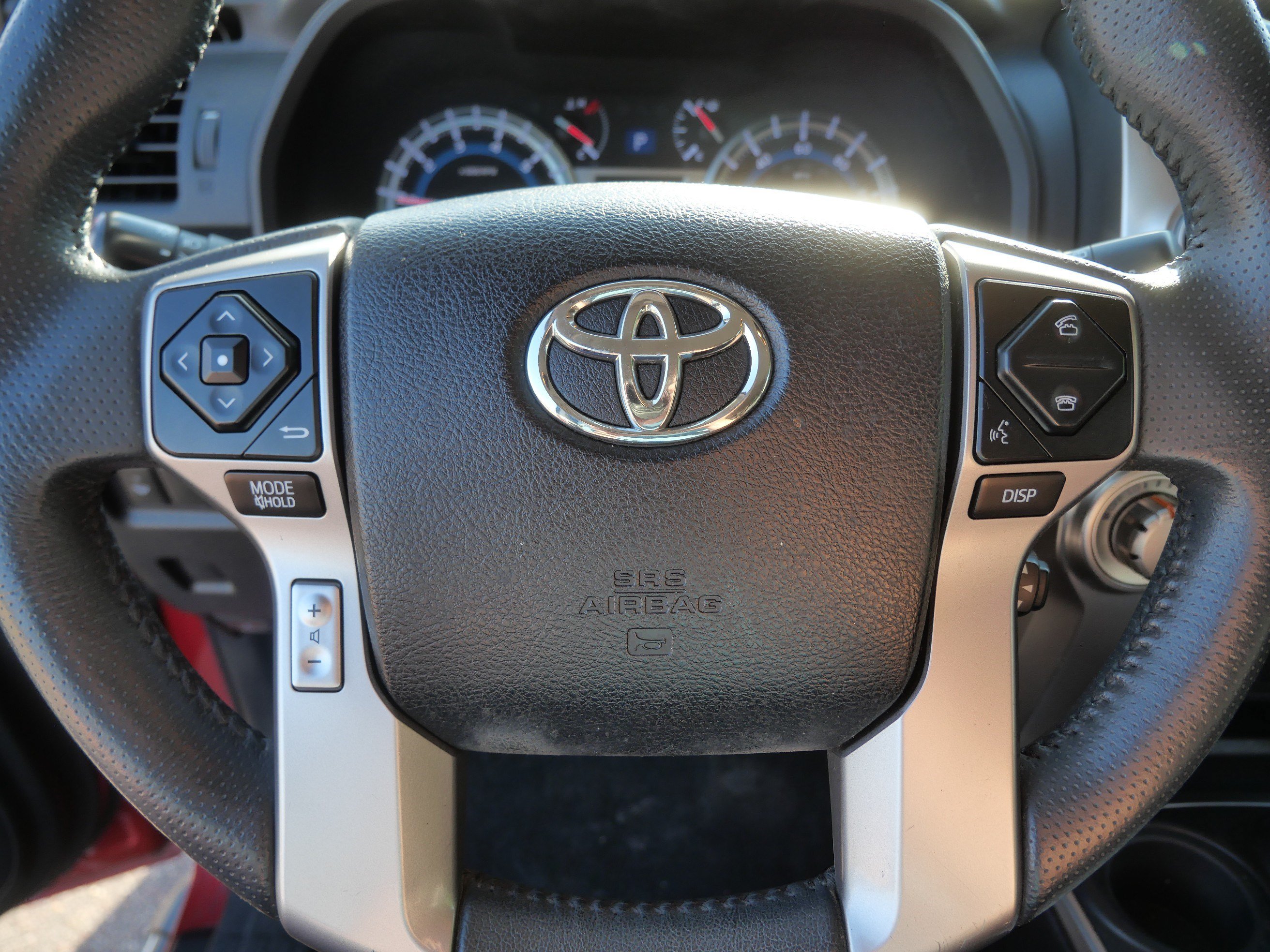 Certified 2016 Toyota 4Runner SR5 AWD/4WD image 25