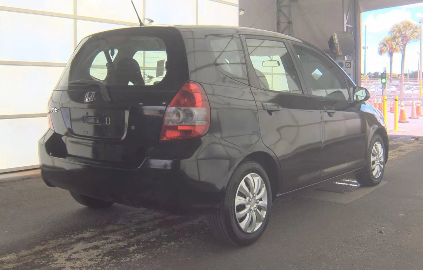 Used 2008 Honda Fit image 4