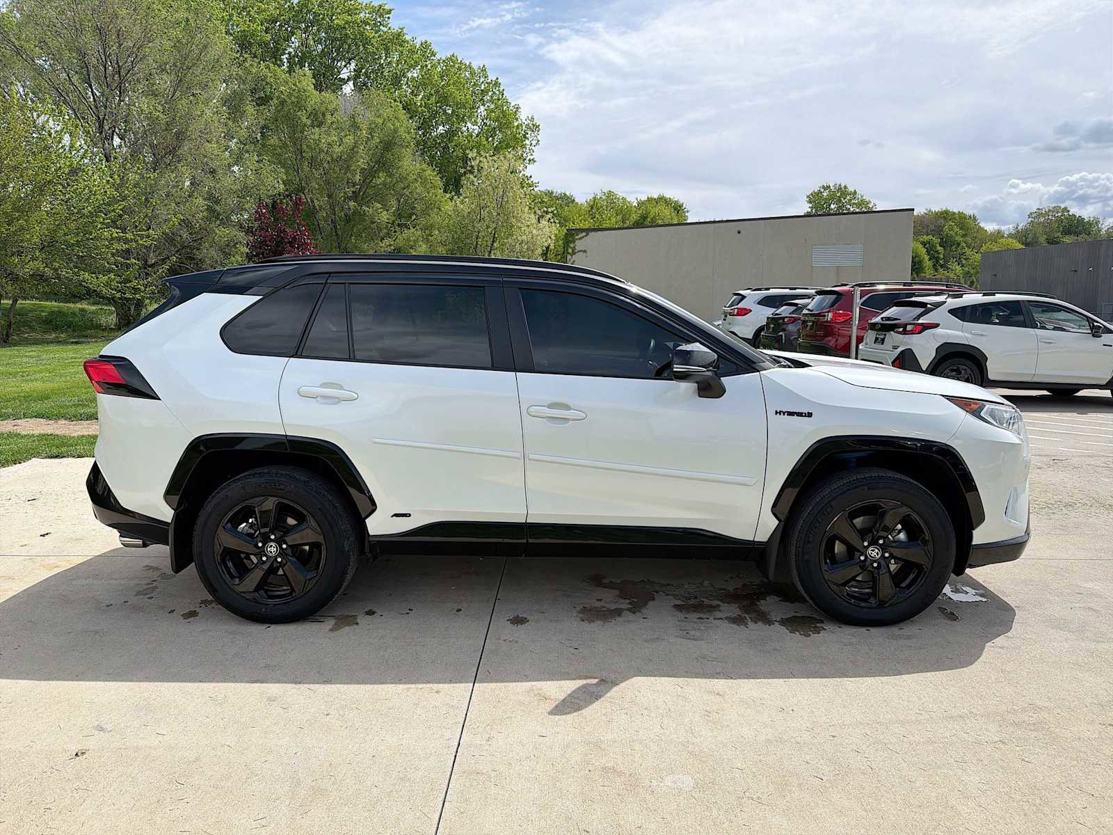 Used 2021 Toyota RAV4 XSE AWD/4WD image 7