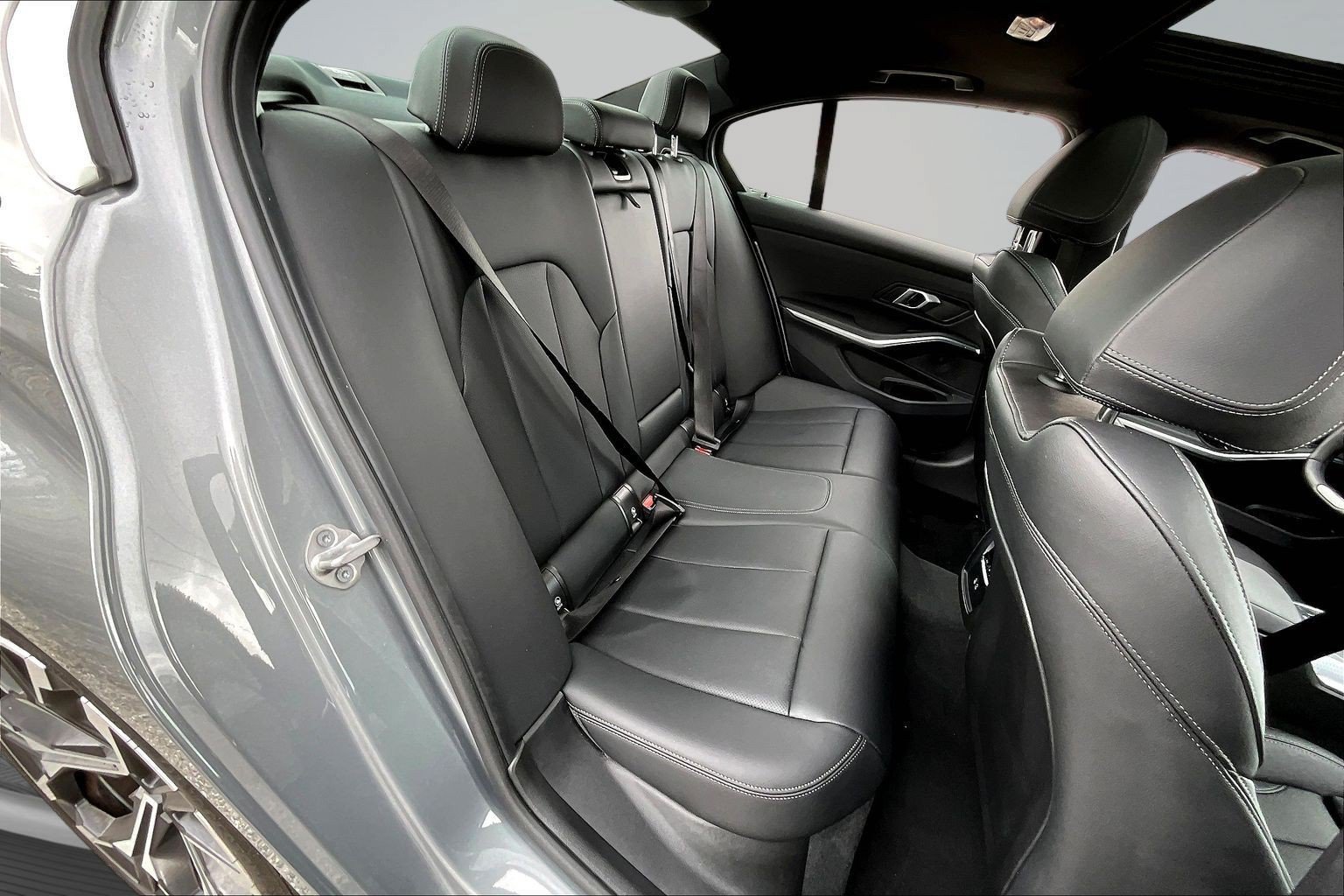 Used 2026 BMW 330i Sedan RWD image 22