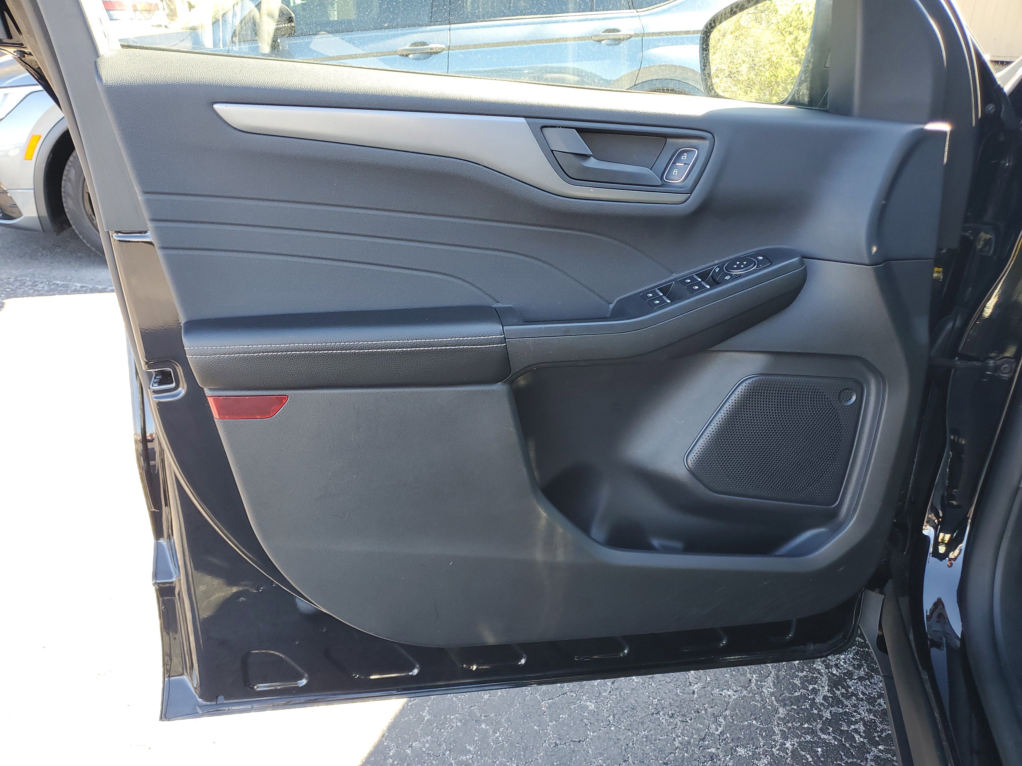 Used 2024 Ford Escape Active w/ Cold Weather Package image 16