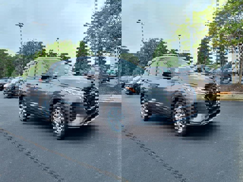 New 2025 Nissan Kicks Play S video 1