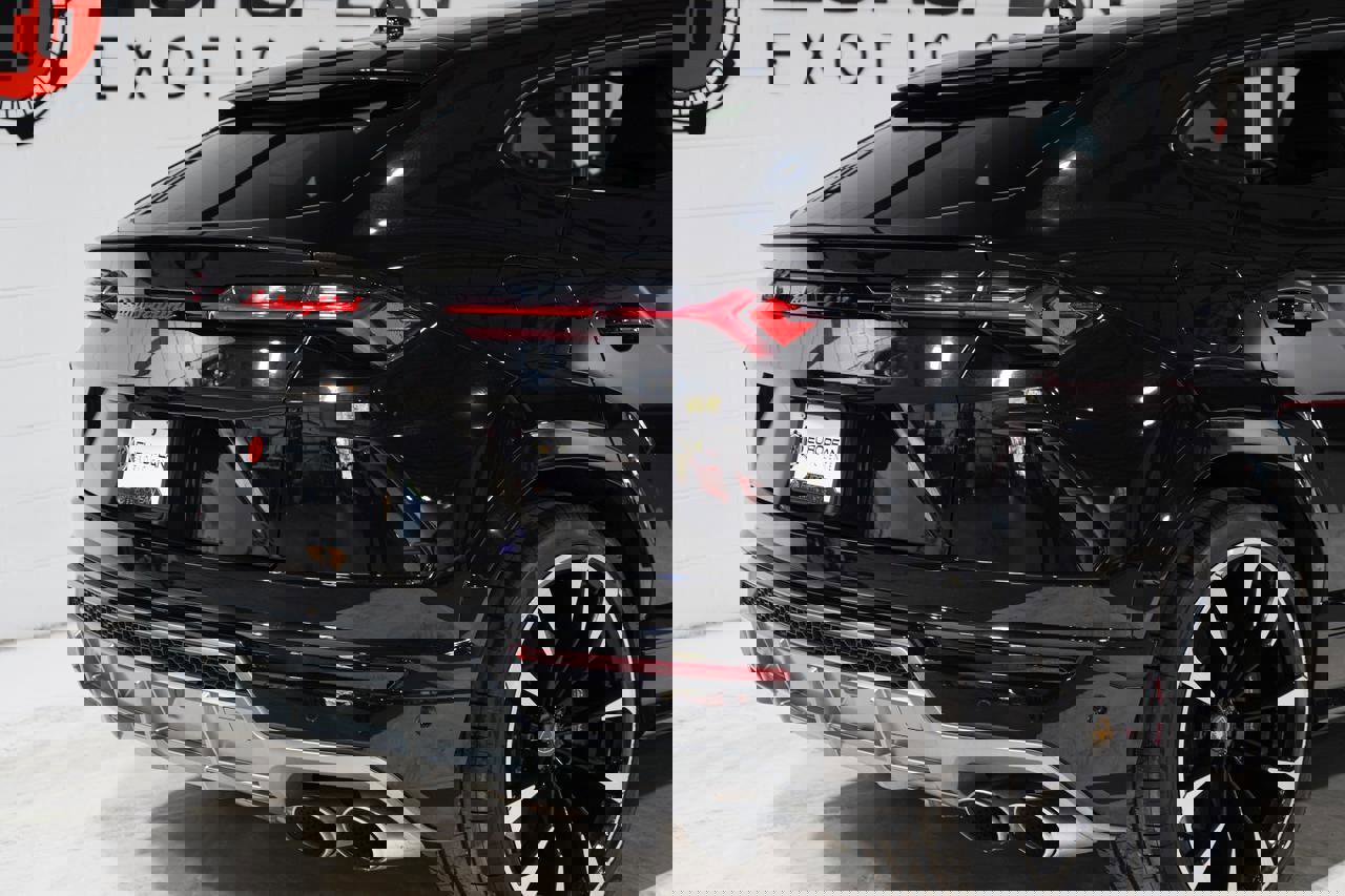 Used 2020 Lamborghini Urus image 9