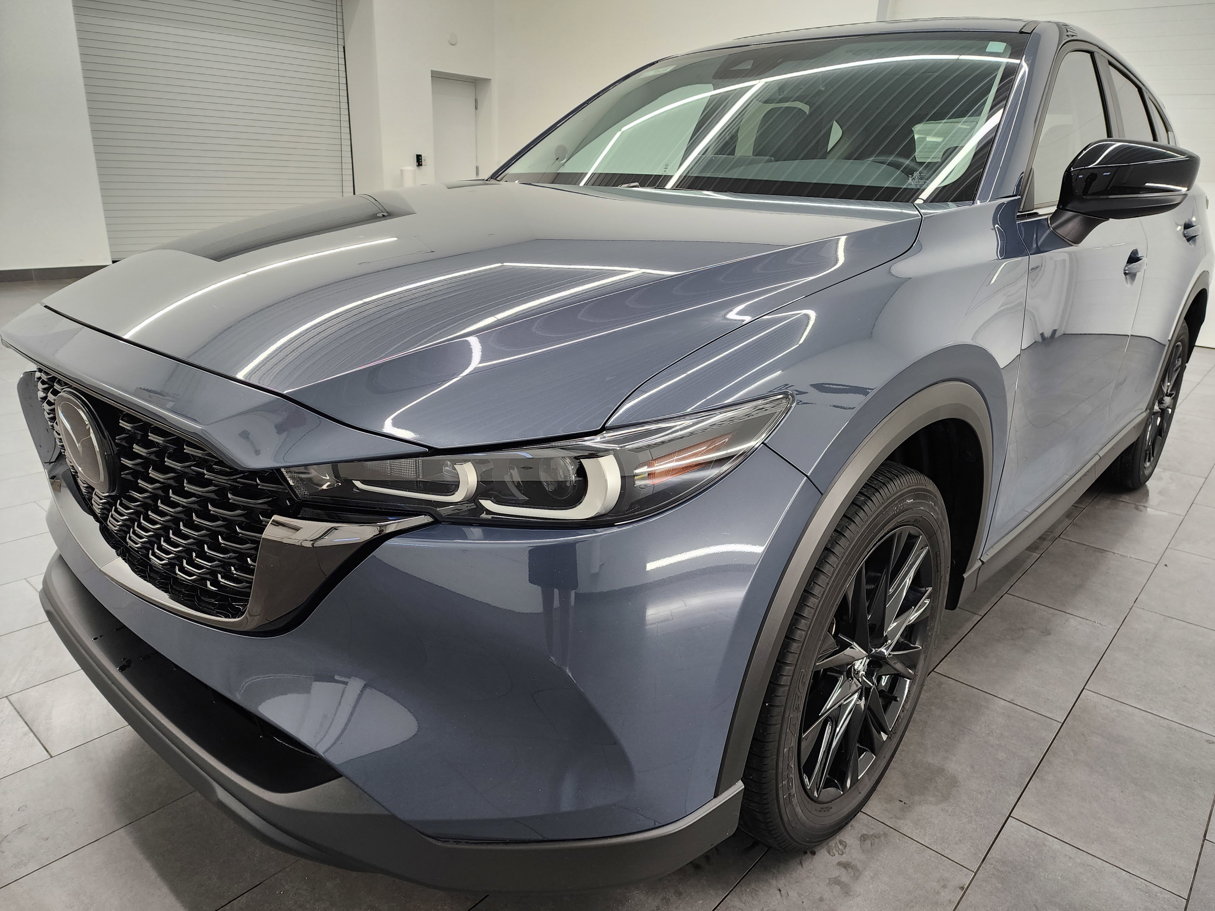 Used 2024 MAZDA CX-5 Carbon Edition image 7