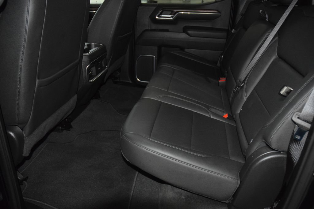Used 2023 GMC Sierra 1500 SLT w/ SLT Premium Package AWD/4WD image 45
