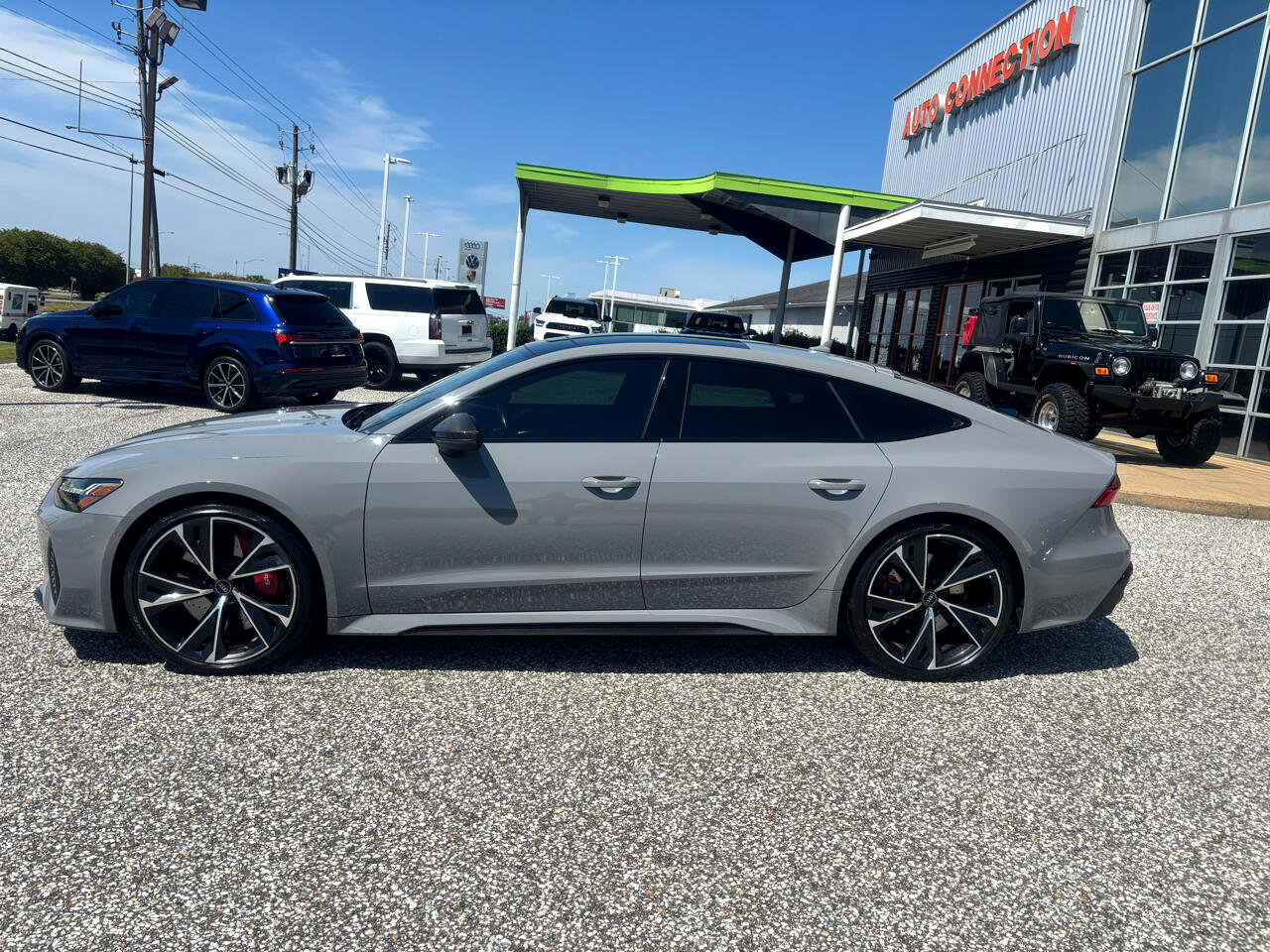 Used 2021 Audi RS 7 Sportback w/ Carbon Optic Package image 3