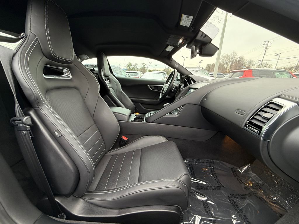 Used 2020 Jaguar F-TYPE Coupe image 24