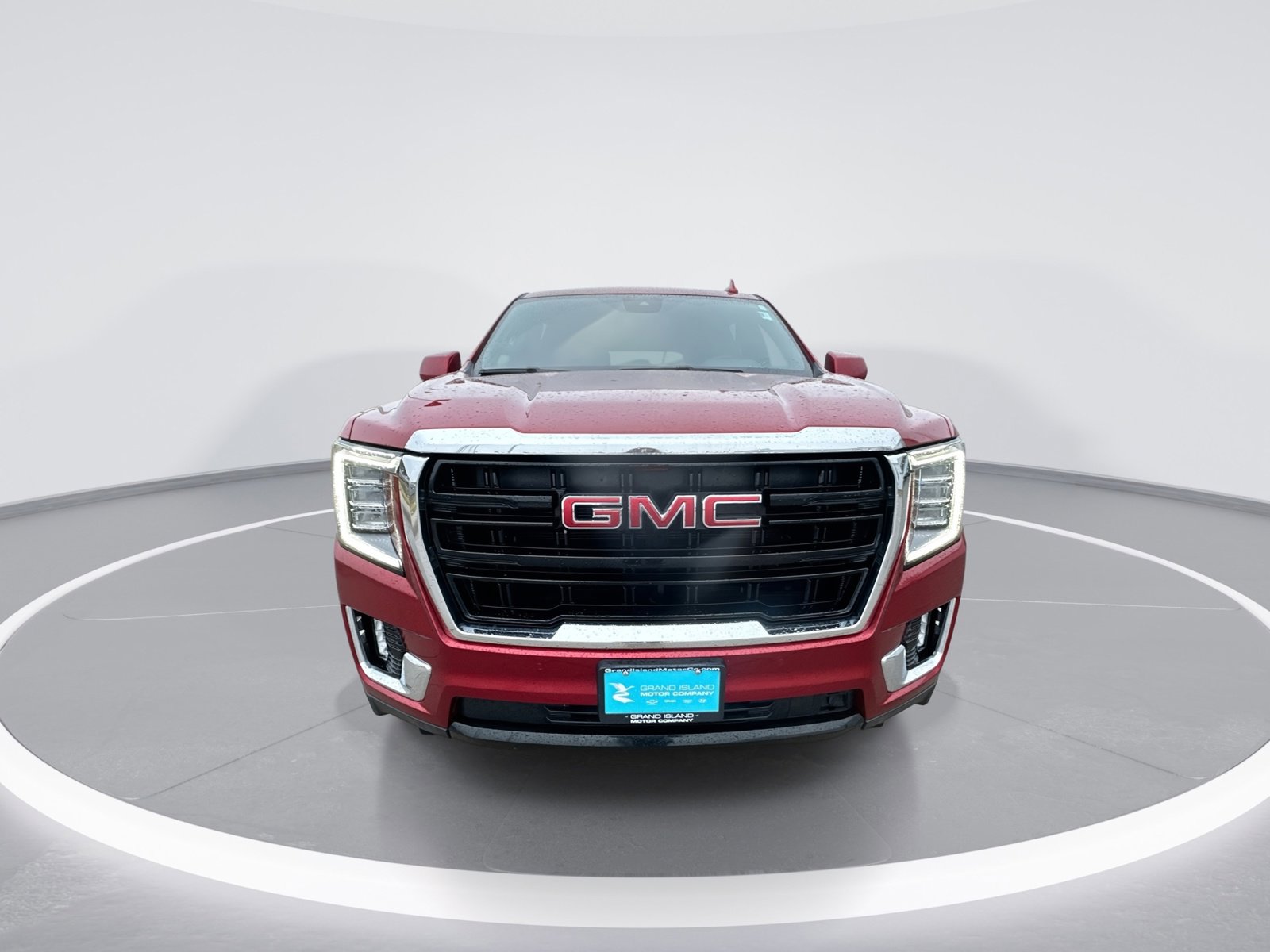 Used 2023 GMC Yukon XL SLE AWD/4WD image 3