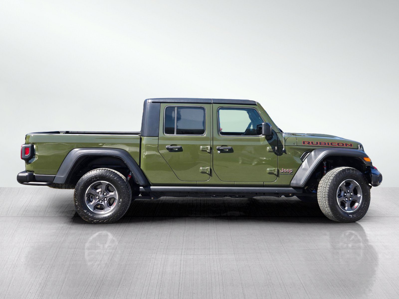Used 2021 Jeep Gladiator Rubicon w/ Cold Weather Group AWD/4WD image 3
