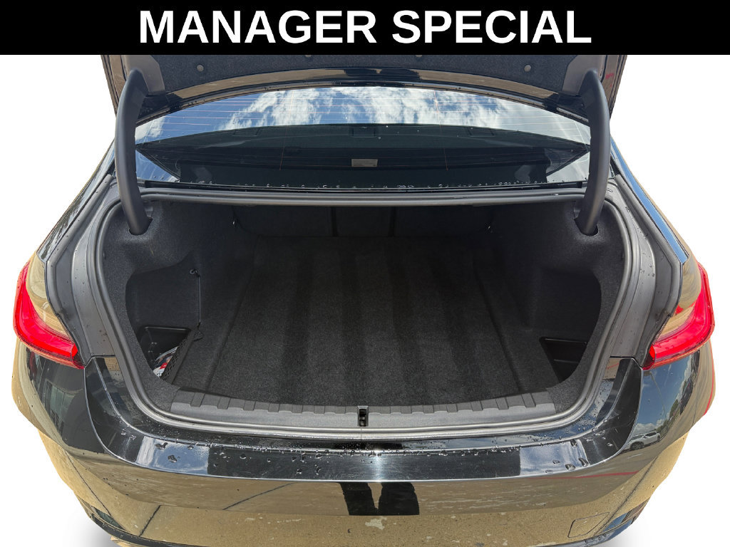 Used 2023 BMW 330i Sedan w/ Convenience Package RWD image 18