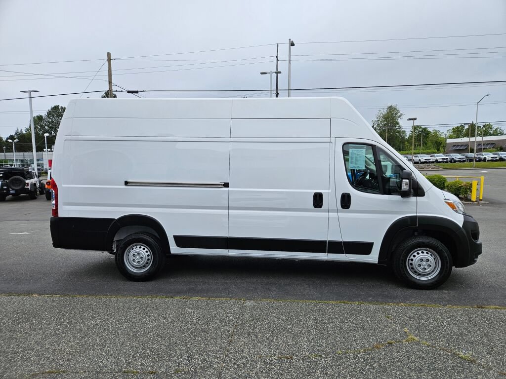 Used 2025 RAM ProMaster 3500 FWD image 6