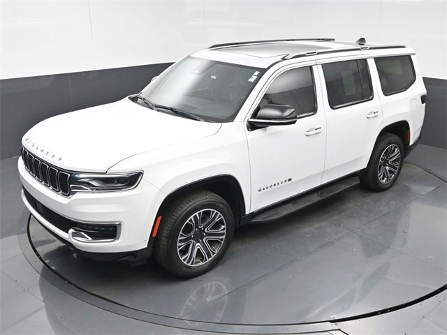 Used 2024 Jeep Wagoneer Base w/ Premium Group I image 31