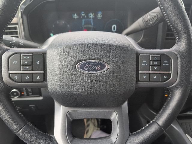 Used 2024 Ford F250 Lariat w/ Black Appearance Package image 26