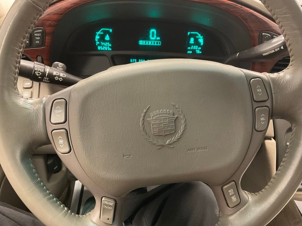 Used 2000 Cadillac De Ville w/ Comfort/Convenience Pkg image 16