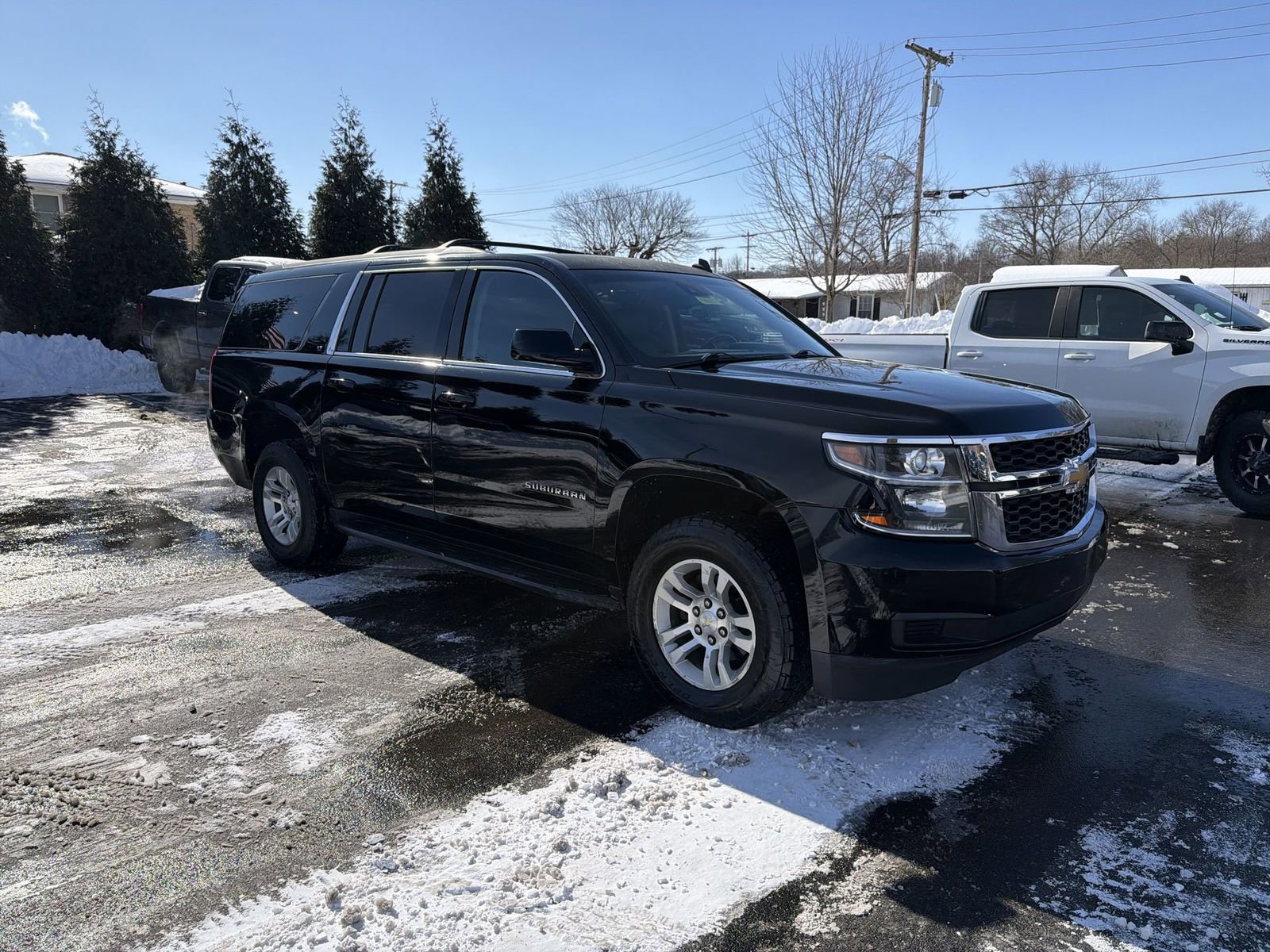Used 2015 Chevrolet Suburban LT AWD/4WD image 2