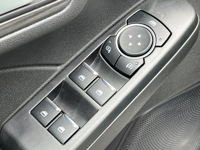 New 2024 Ford Escape SE w/ PHEV Premium Package FWD image 15