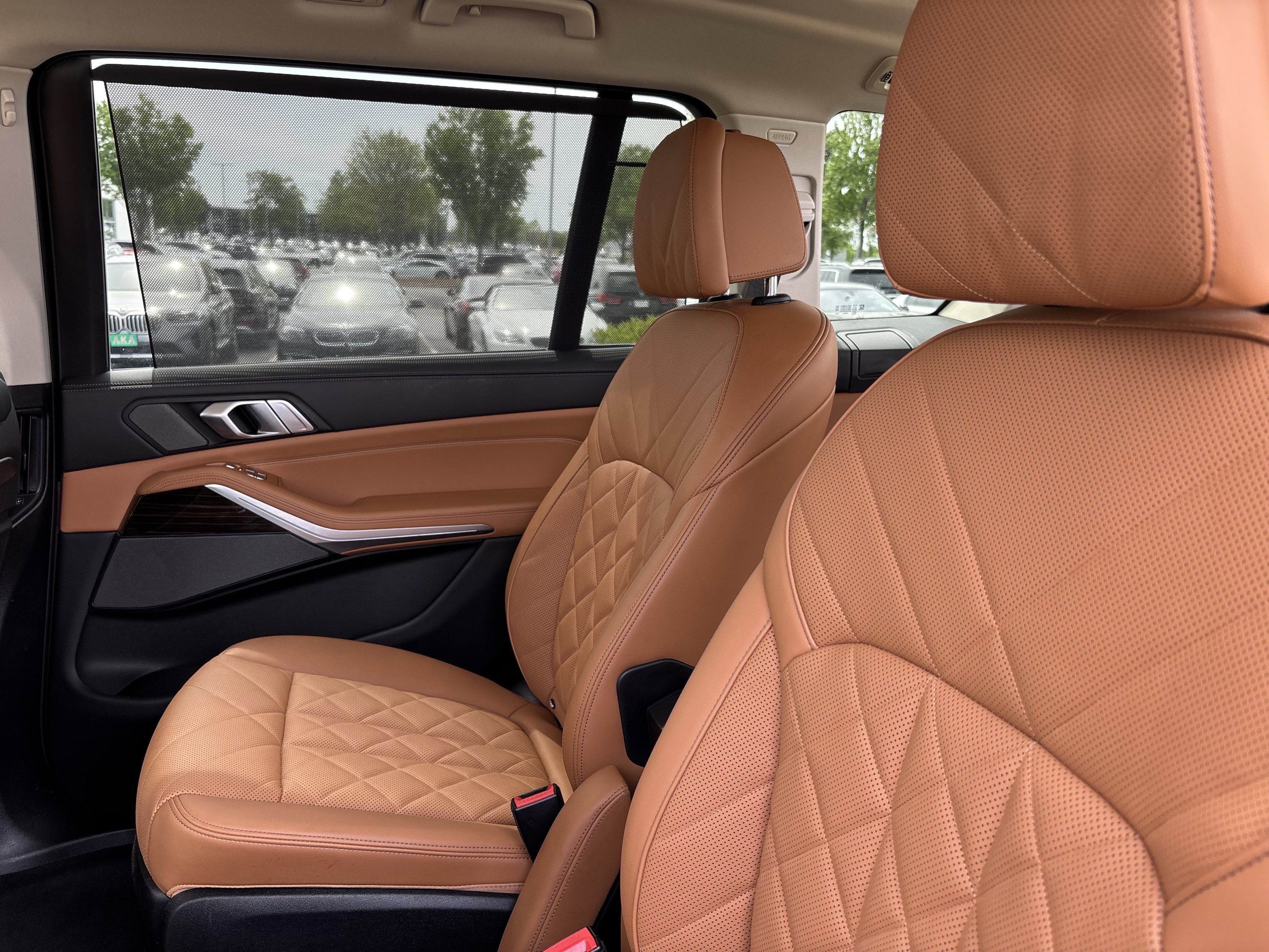 Certified 2024 BMW X7 xDrive40i w/ Premium Package image 32