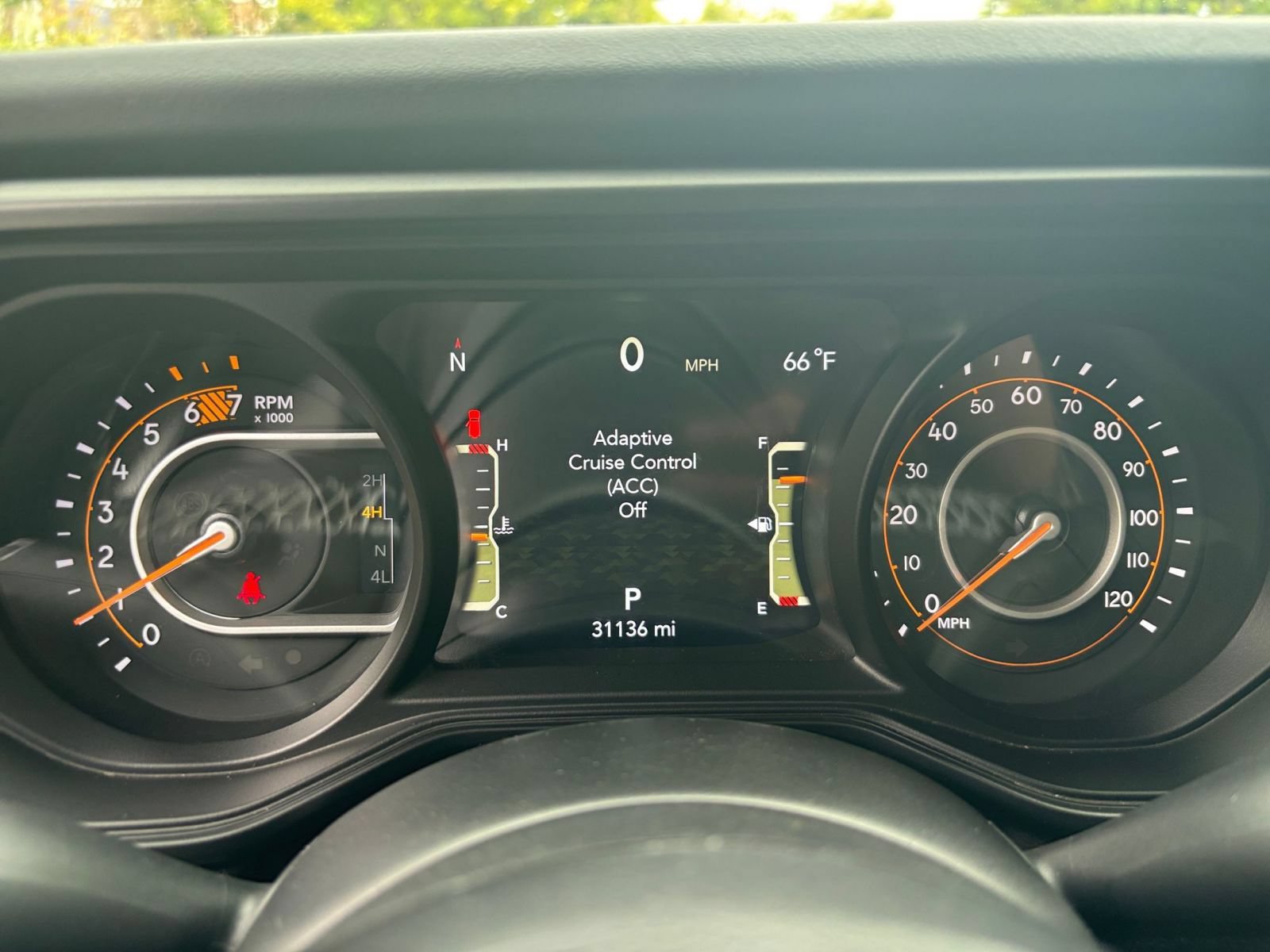 Used 2025 Jeep Wrangler Unlimited Rubicon AWD/4WD image 38