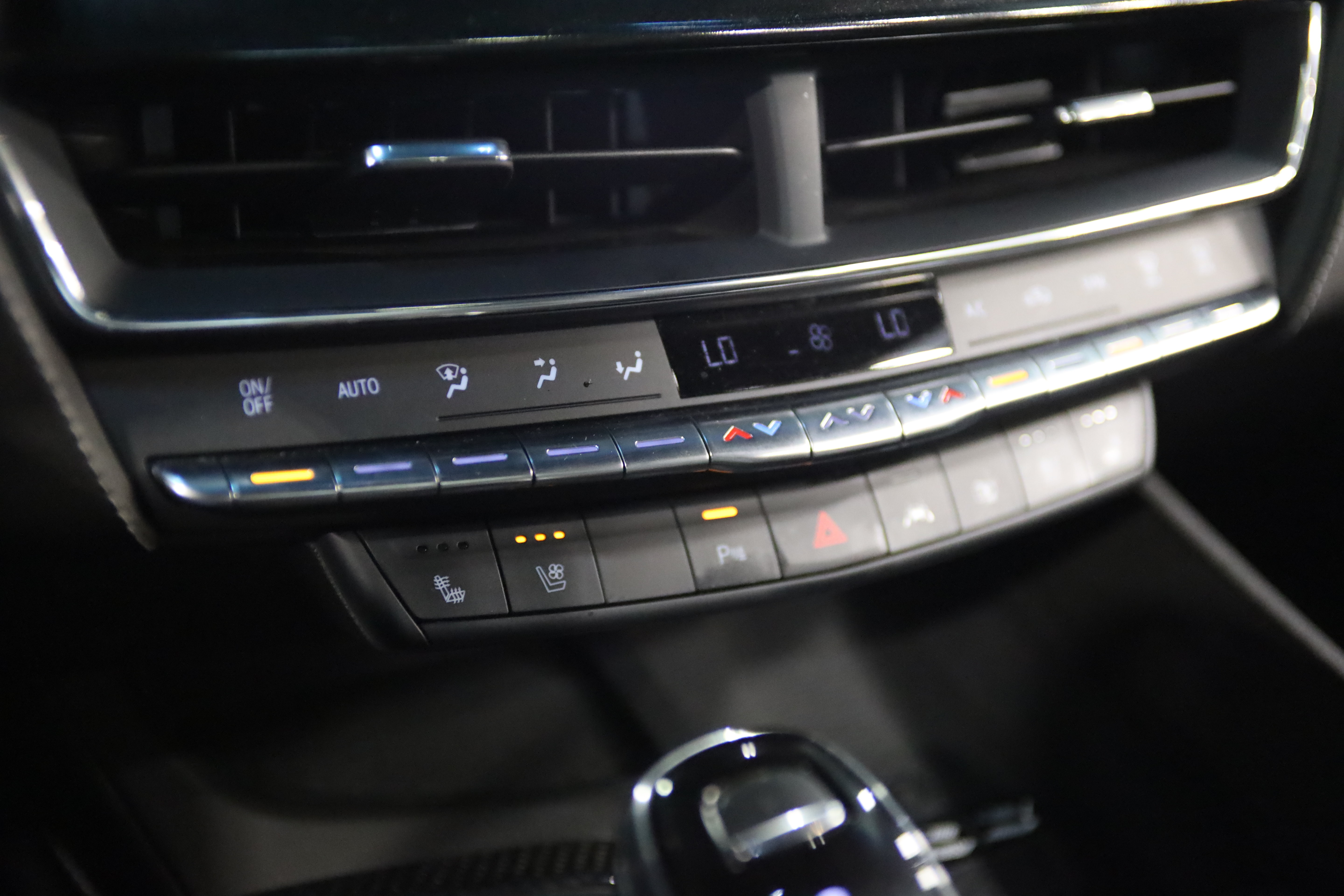 Used 2023 Cadillac CT5 V Blackwing w/ Driver Assist Package RWD image 29