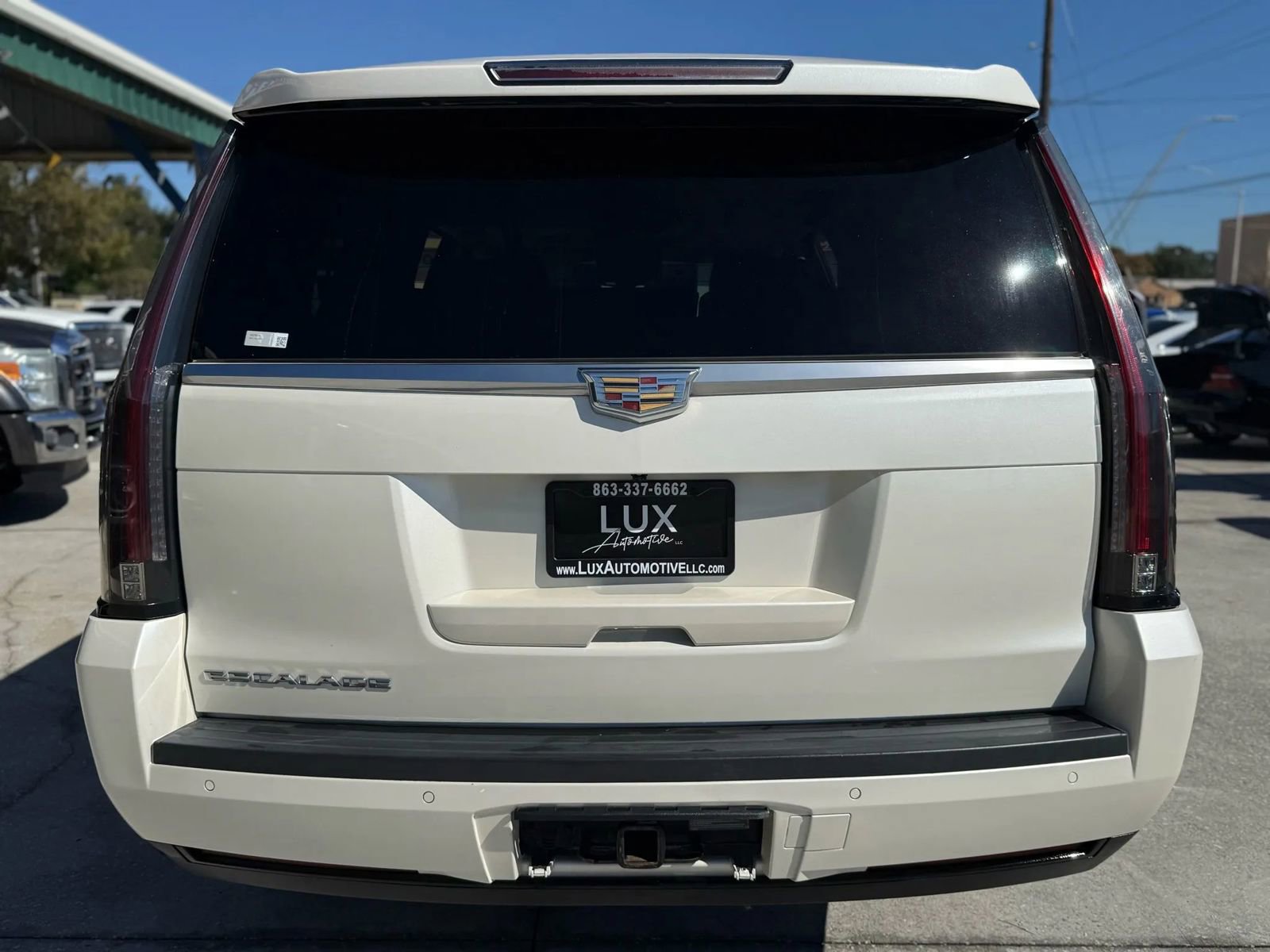 Used 2015 Cadillac Escalade ESV Premium image 6