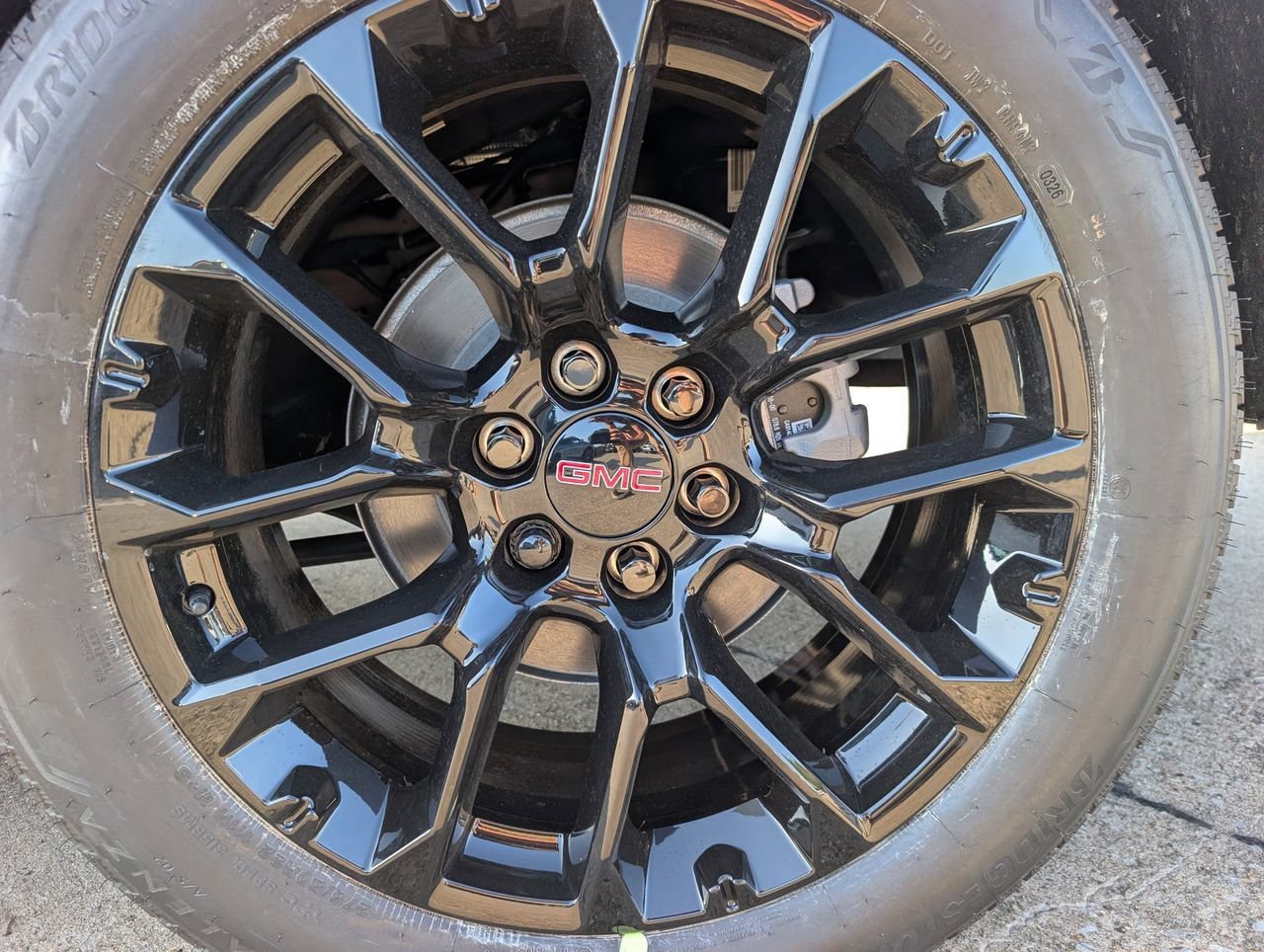 New 2026 GMC Yukon XL Denali w/ Sun & Power Step Package RWD image 7