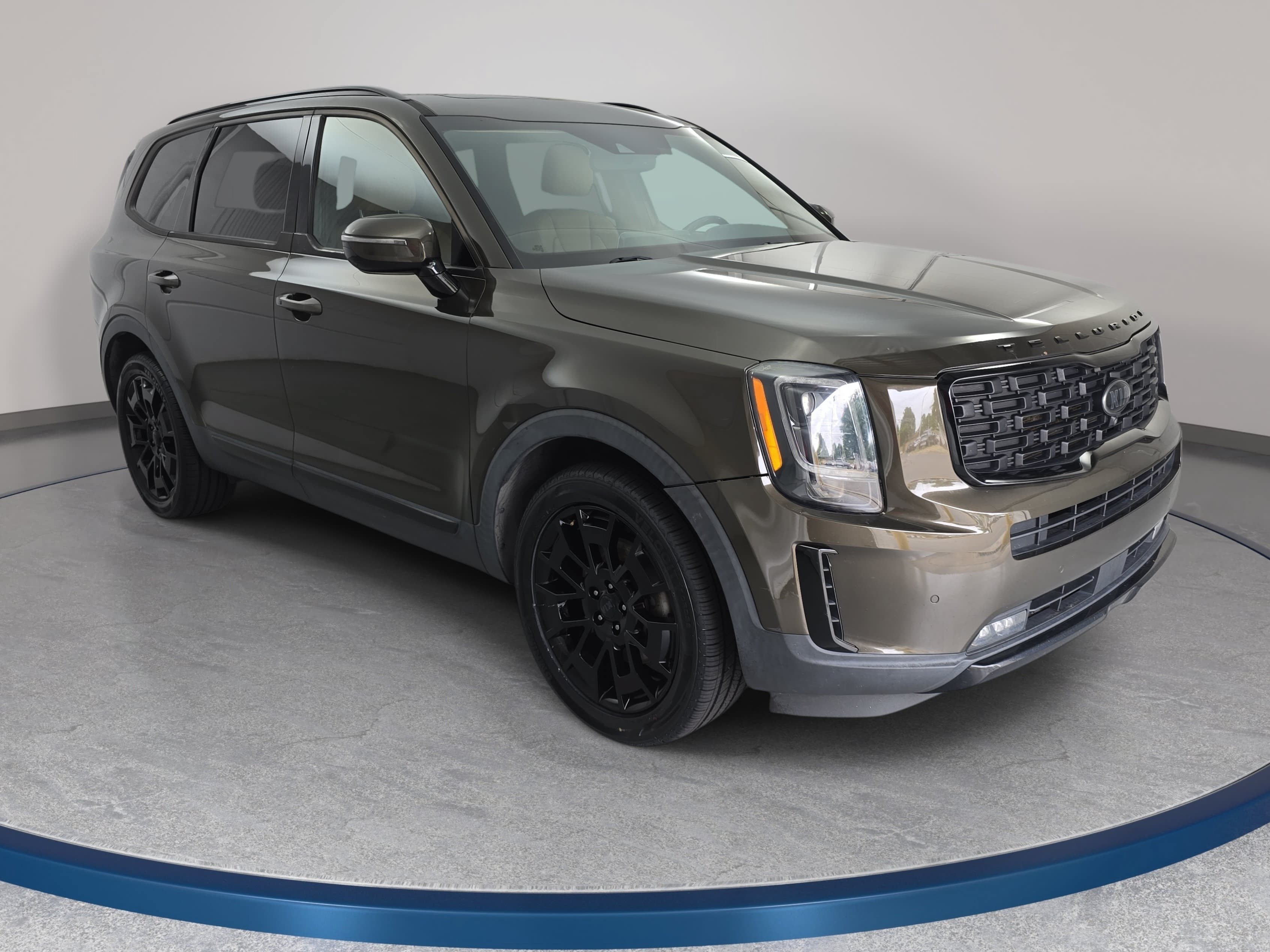 Used 2021 Kia Telluride SX w/ Nightfall Edition Package AWD/4WD image 3
