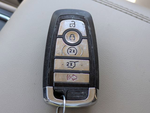 Used 2020 Lincoln Corsair FWD image 29