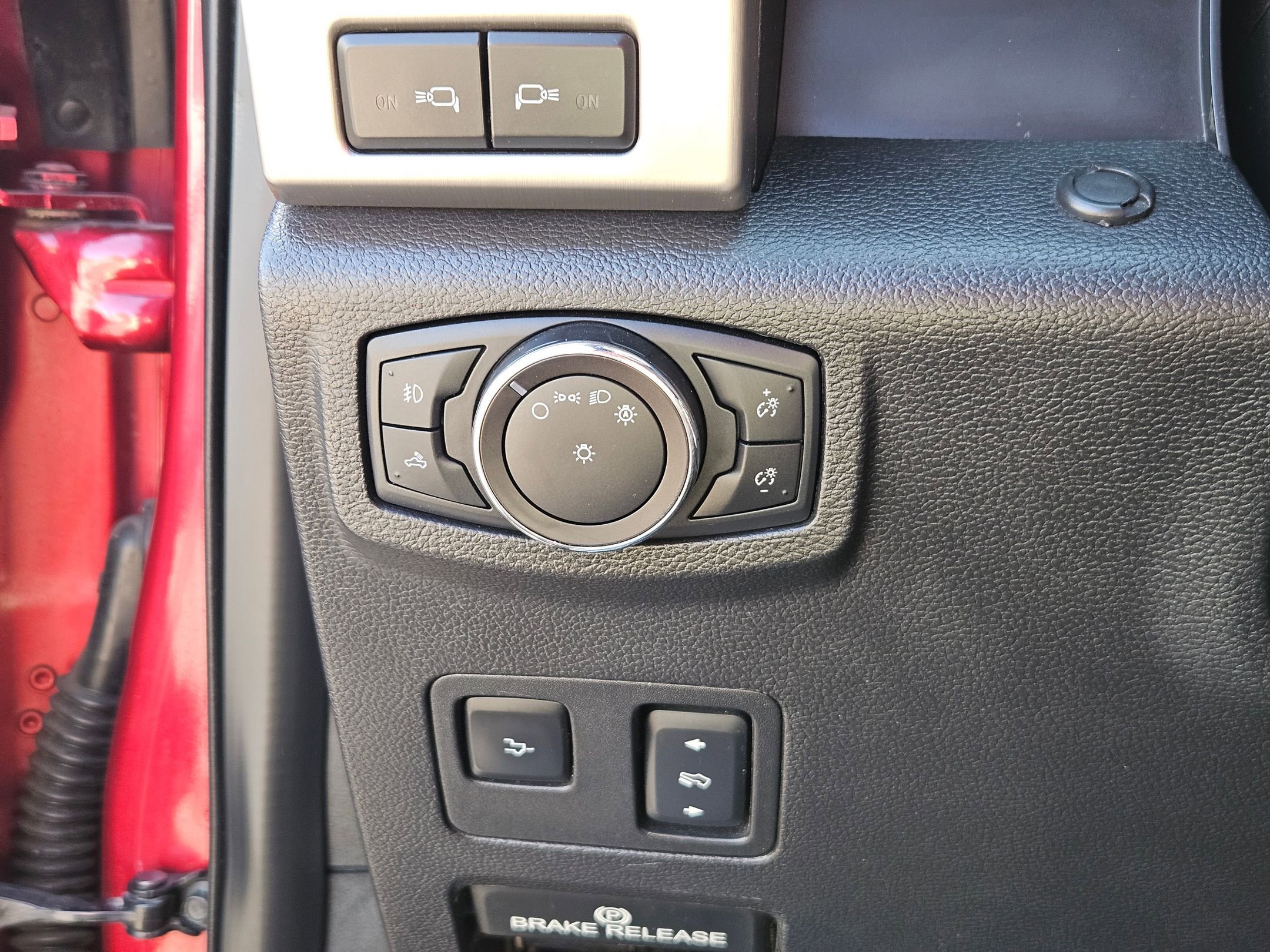 Used 2018 Ford F350 Platinum w/ Platinum Ultimate Package AWD/4WD image 16